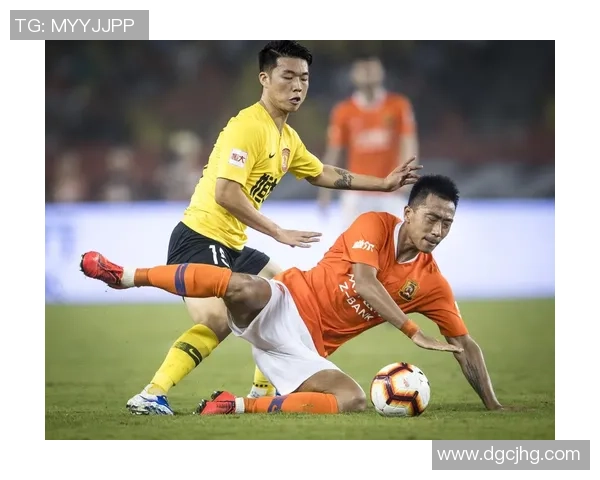 广州足球队在比赛中的控球策略与失误分析探讨 广州足球队在比赛中的控球策略与失误分析探讨