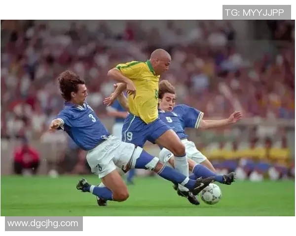 足球明星猴王是谁揭秘及其精彩瞬间图片欣赏 足球明星猴王是谁揭秘及其精彩瞬间图片欣赏